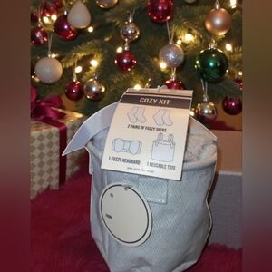Cozy Kit with Fuzzy Socks and Headband